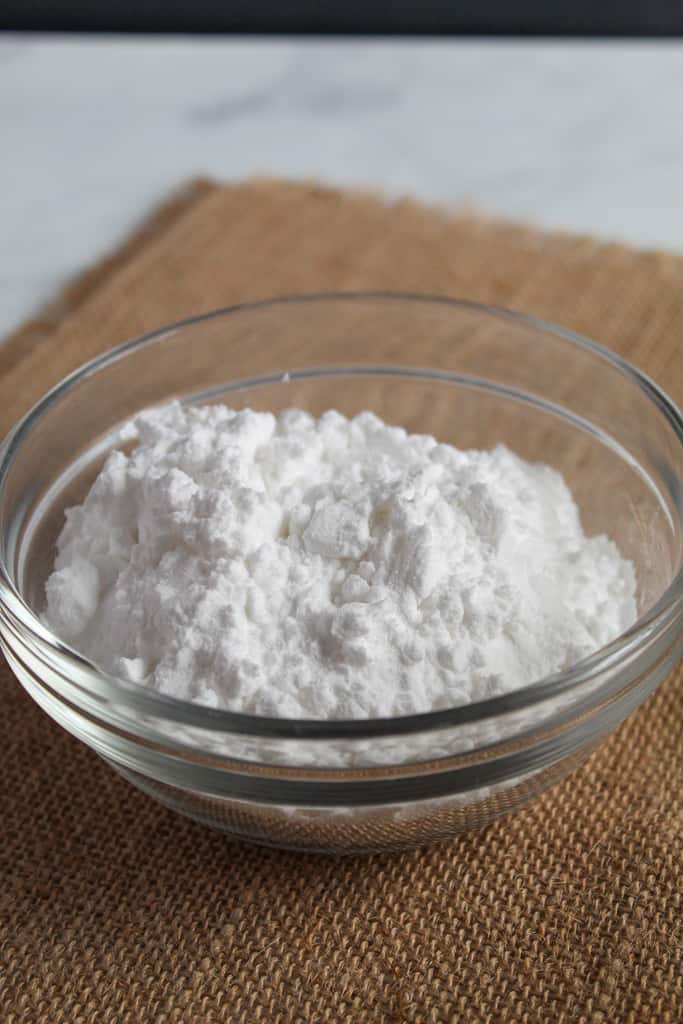 gluten free thickeners cornstarch in a glass bowl