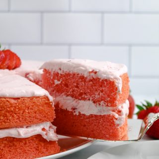 gluten free strawberry cake sliced