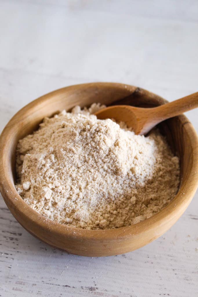 brown bowl of sorghum flour.