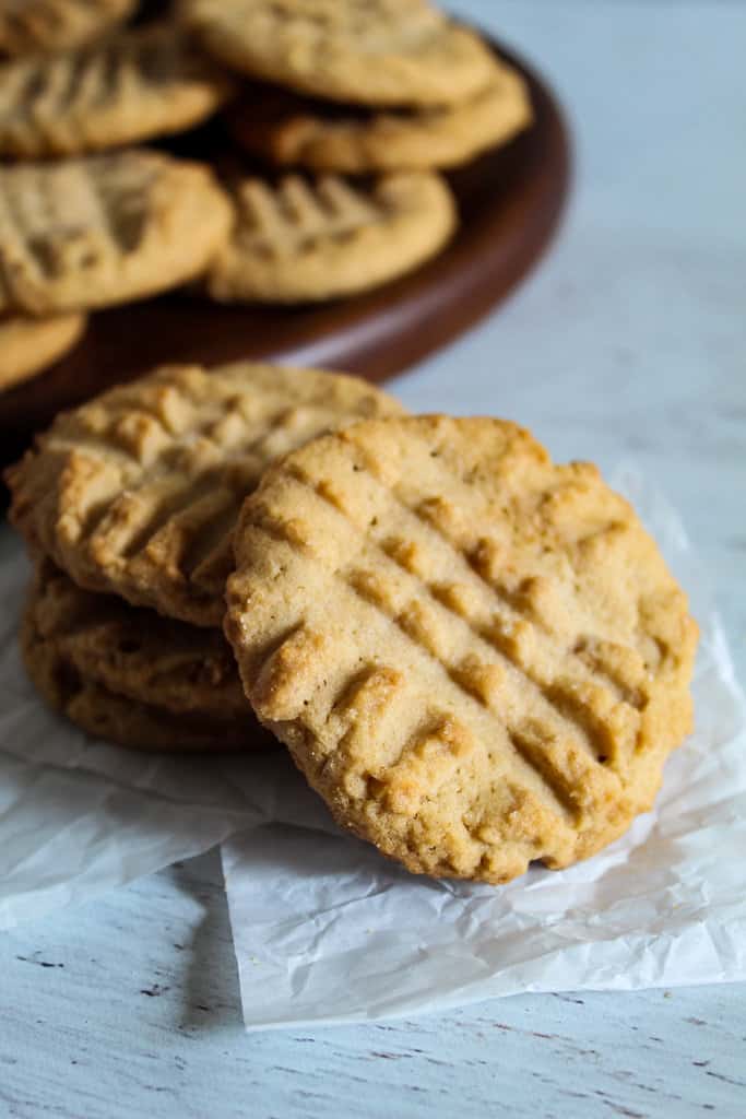 baked peanut butter cookies on a plate.