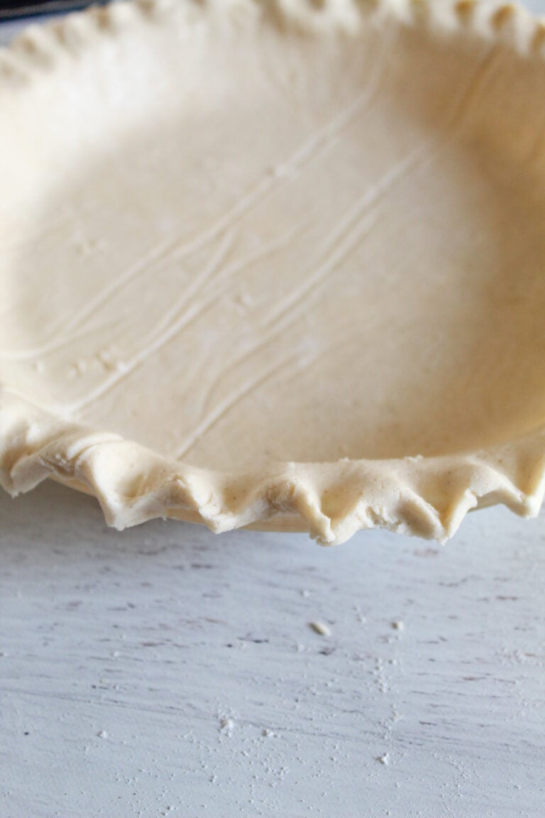 prepared pie crust in a plate