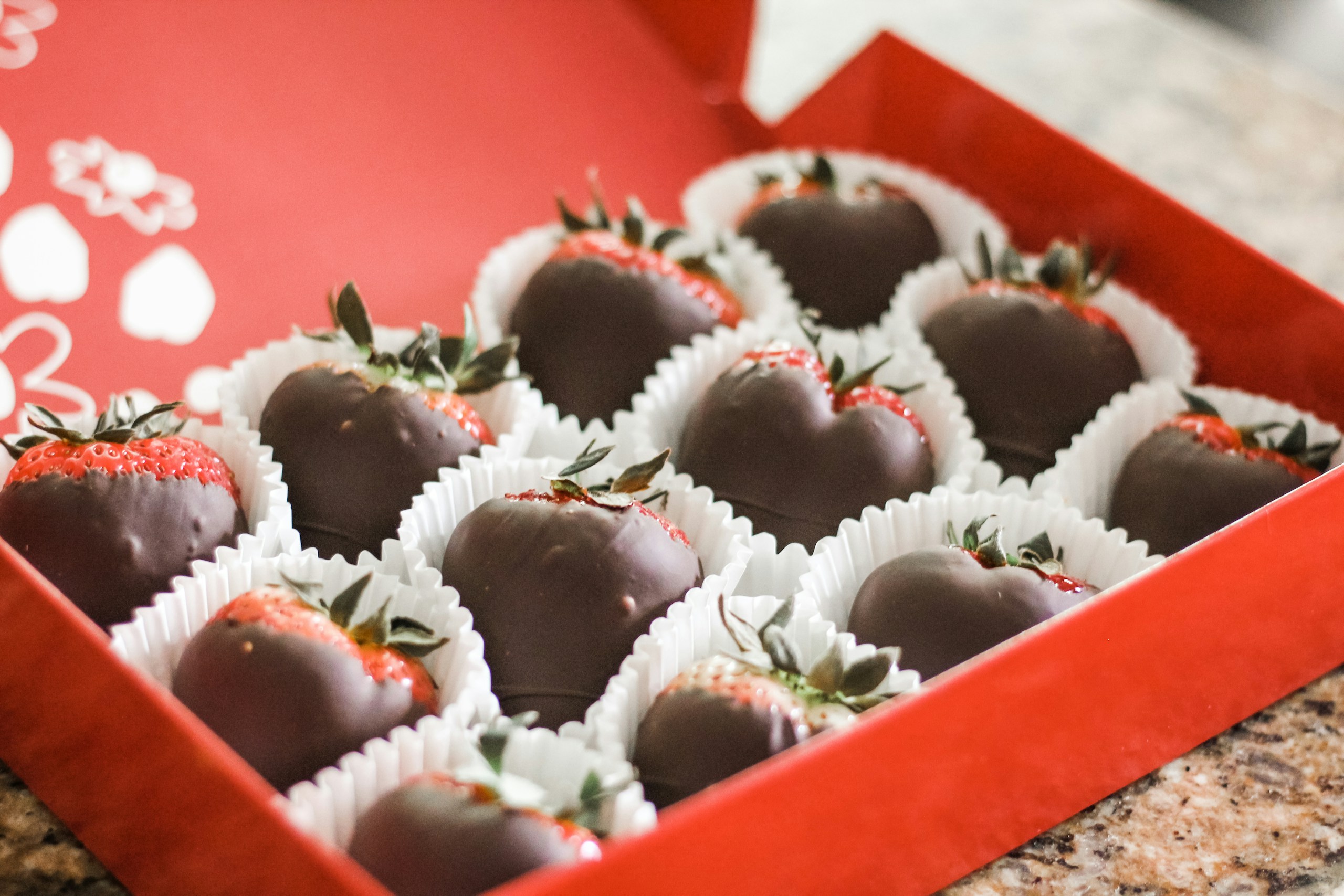 Valentine’s chocolate-covered strawberries in box