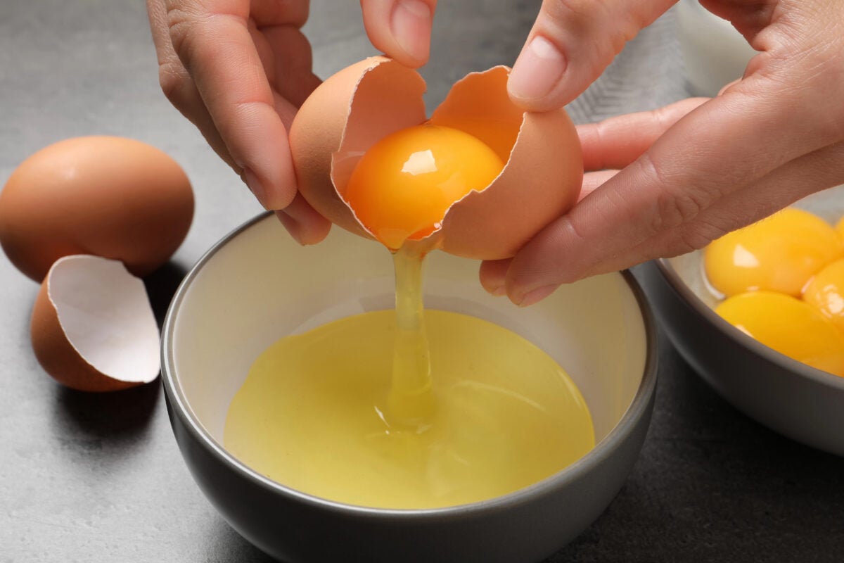 separating egg yolks from whites