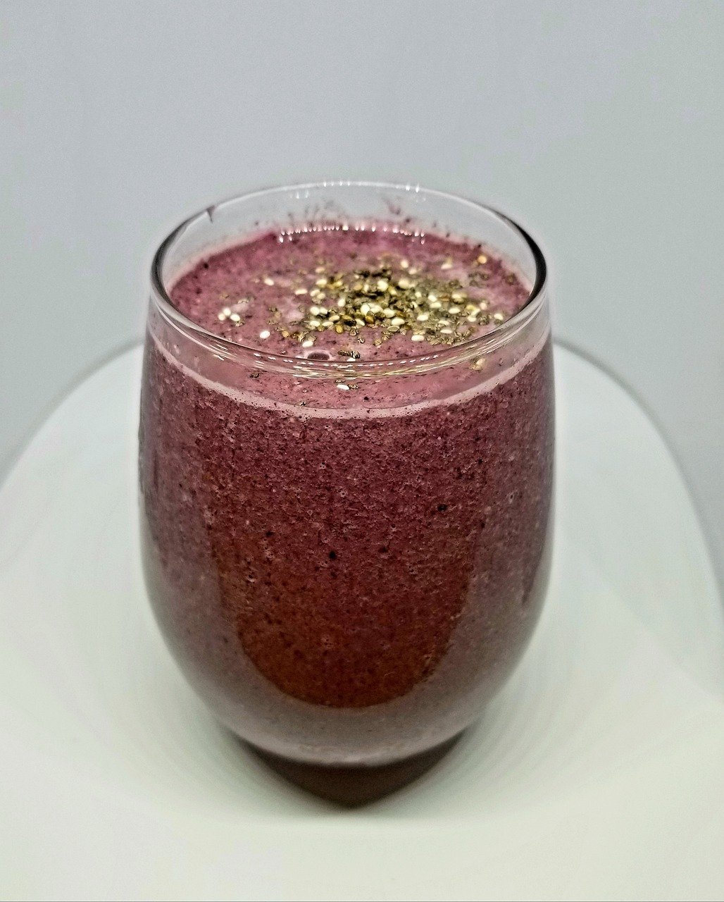 smoothie with hemp seeds