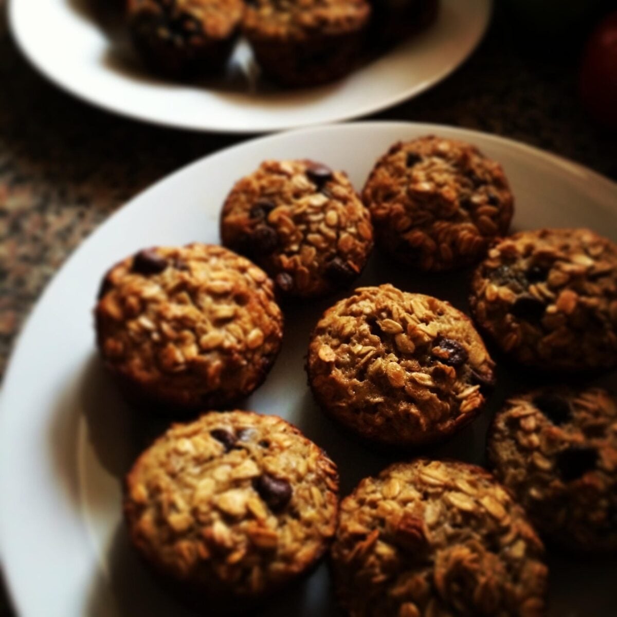 oatmeal, muffins, cakes, healthy, breakfast, tasty, foods, delicious, brown, baked, sweet, snacks, white plates, serving, homemade, fresh, vegetarian, nutritious, brown cake, brown breakfast, oatmeal, oatmeal, oatmeal, oatmeal, oatmeal, muffins, muffins, muffins, muffins